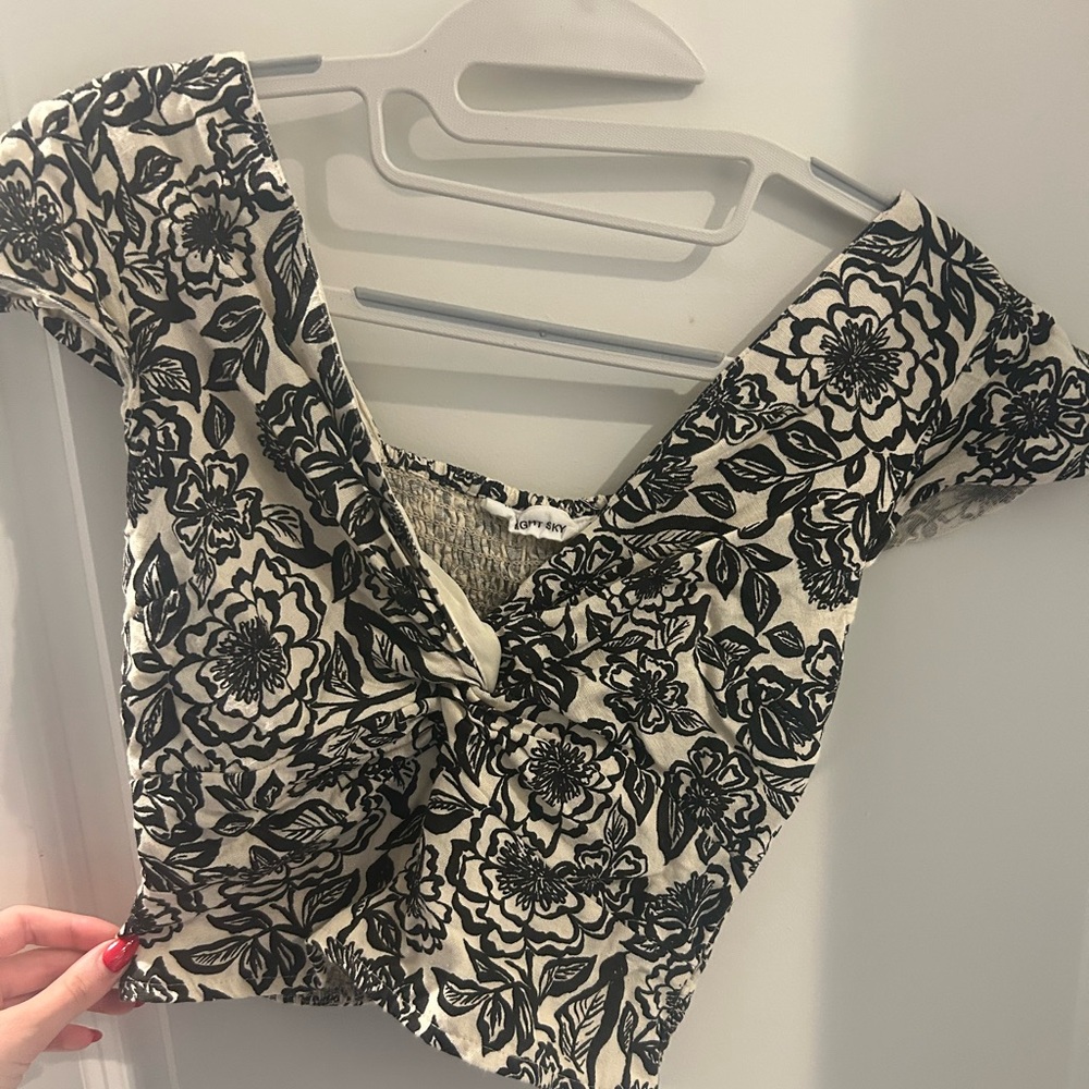 Midnight Sky Black and Cream Patterned Top